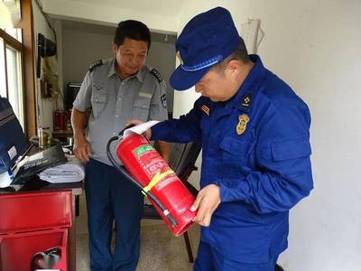 【保山龍陵消防】扎實(shí)開(kāi)展消防產(chǎn)品監(jiān)督檢查