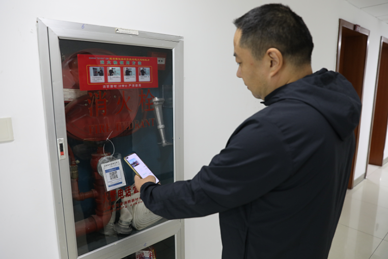 數(shù)字化管理又出&ldquo;新招&rdquo;,臺(tái)州公交為消防設(shè)施發(fā)電子&ldquo;身份證&rdquo;